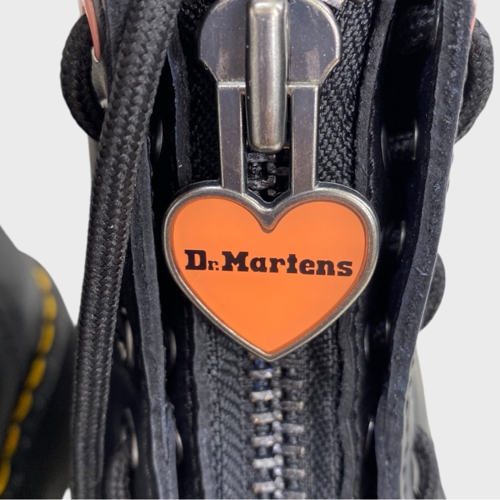 Dr. Martens Black Purple Pink Heart Sinclair Combat Boots EU 39 US 8 - Picture 4 of 13